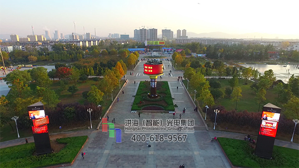 LED旋轉(zhuǎn)圓柱屏扮靚棗莊—開(kāi)創(chuàng)智能景觀(guān)展示新征途