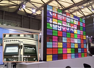 洪海展示機甲戶外廣告的優(yōu)勢！